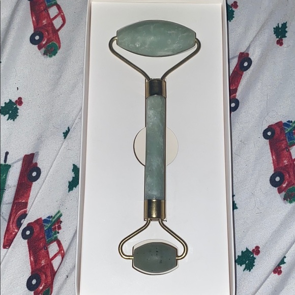 Jade roller - Picture 1 of 3